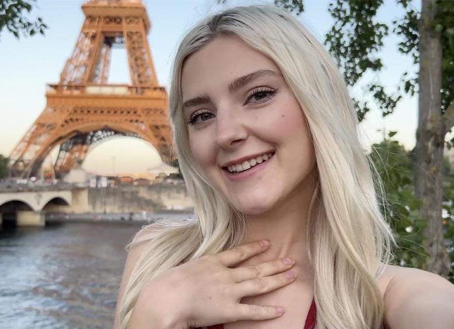 Eva Elfie занимается сексом с незнакомцем в Париже